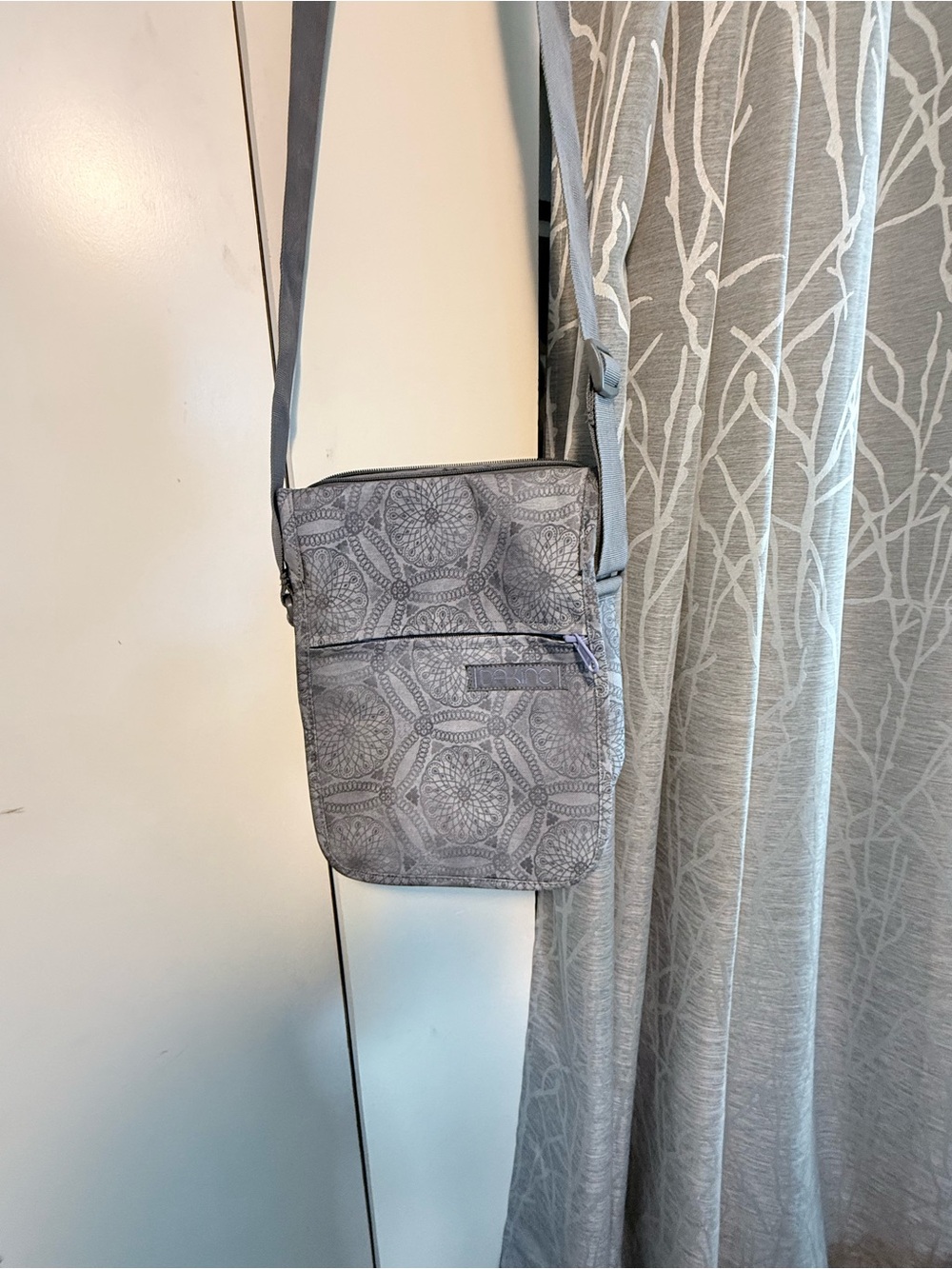 Vintage Dakine Gray Patterned Crossbody Bag